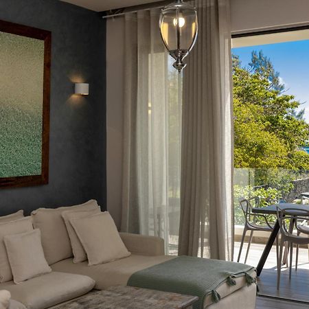 Summer Beachfront Apartment Belle Mare Exterior photo