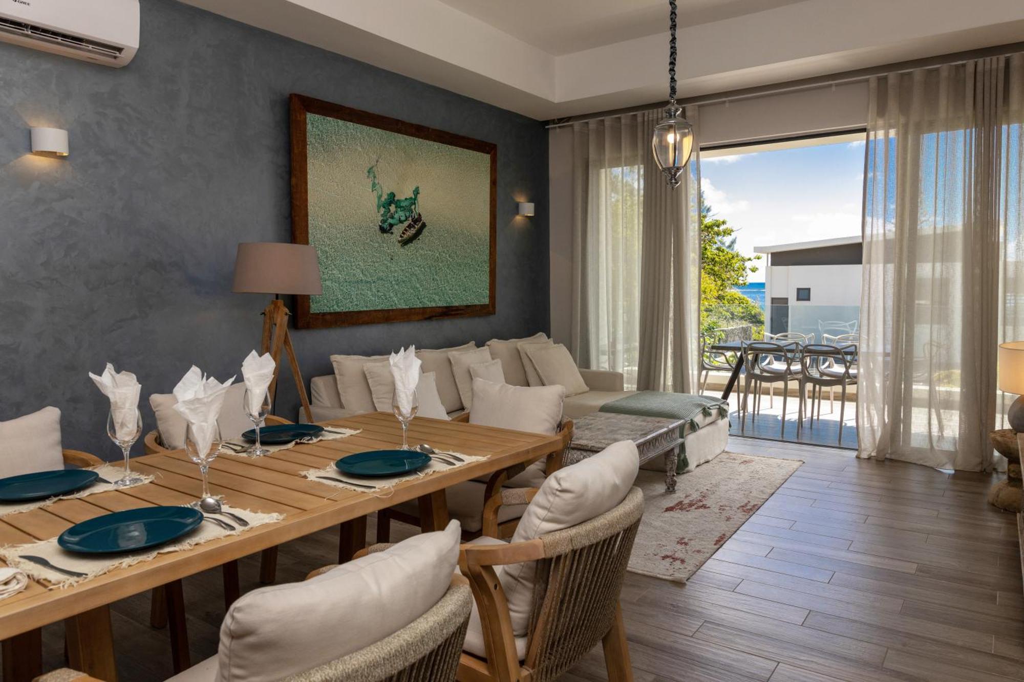 Summer Beachfront Apartment Belle Mare Exterior photo